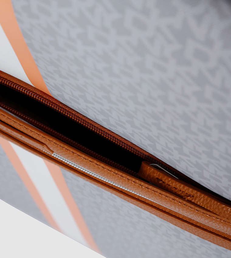 SIGNATURE STRIP Spinner Suitcase with TSA Lock