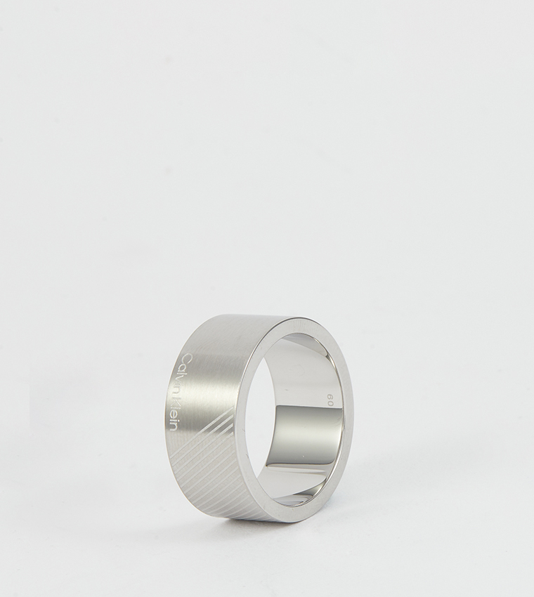 عقد بتصميم هندسي 