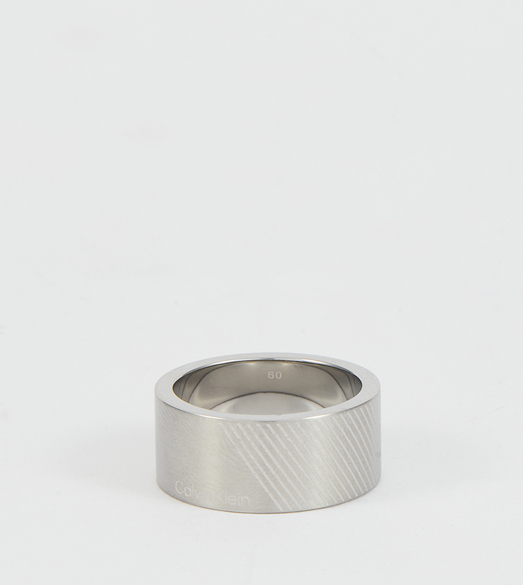 عقد بتصميم هندسي 