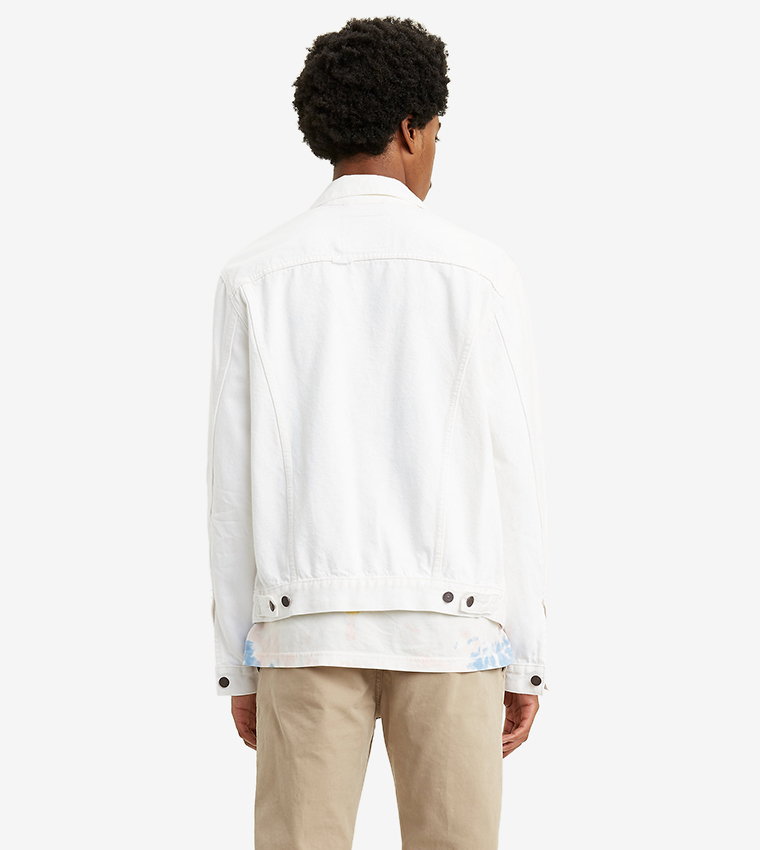 Buy Levi s Vintage Fit Denim Trucker Jacket In White 6thStreet Qatar