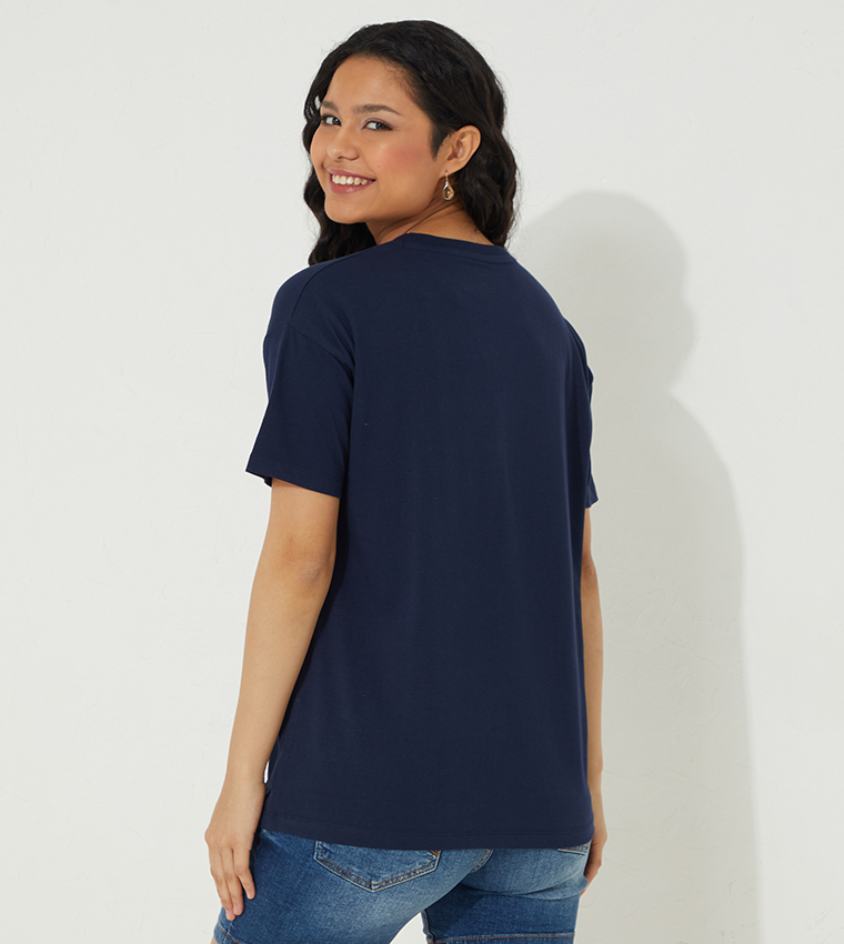 Emb Graphic Ladies Tee In Blue 