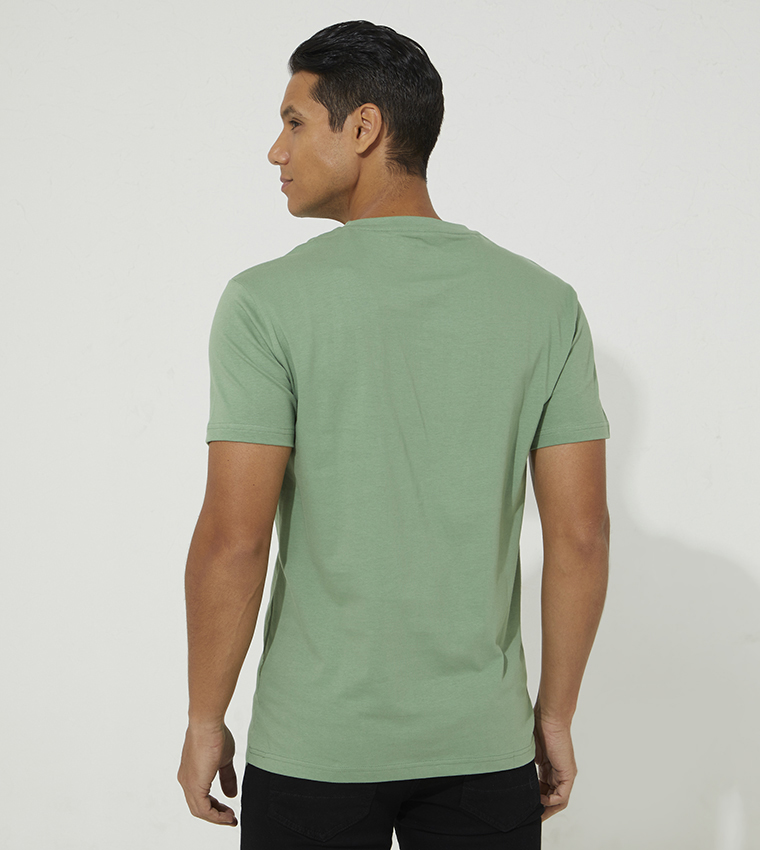 تيشيرت ايرو للشباب بطبعة 