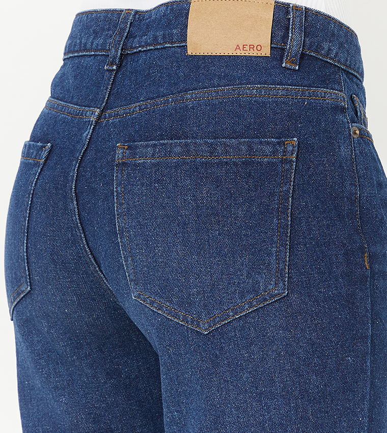 Aero Light Wash Straight Fit Jeans