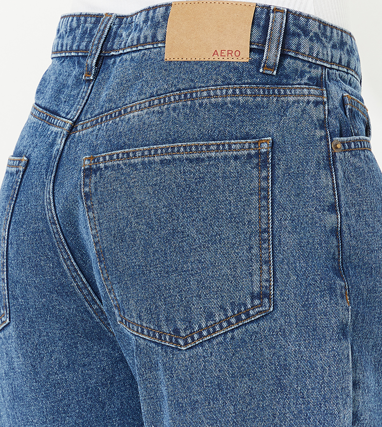 Aero Light Wash Mom Fit Jeans