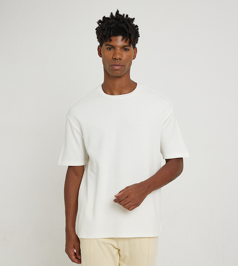Oversized t shirt best sale white