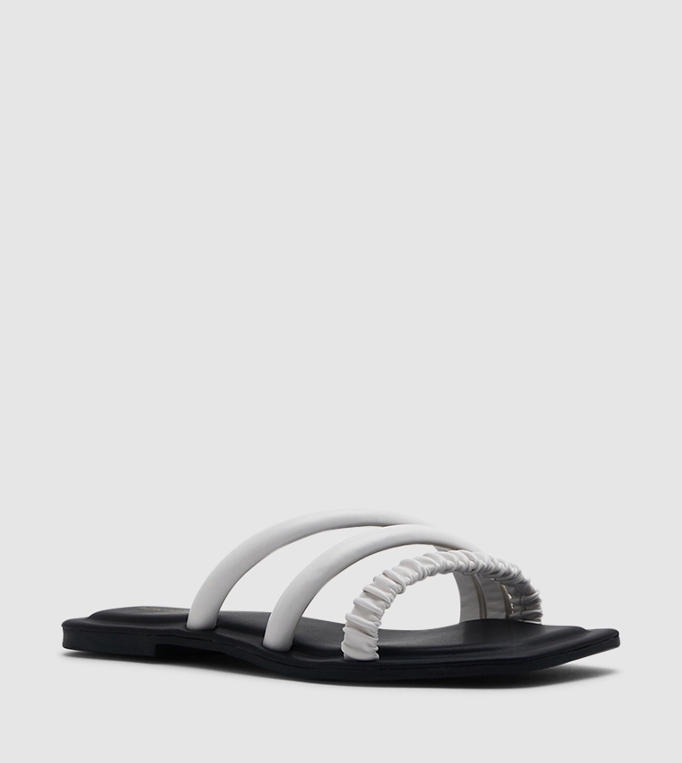 Buy Aeropostale Strappy Flat Sandals In White 6thStreet Oman
