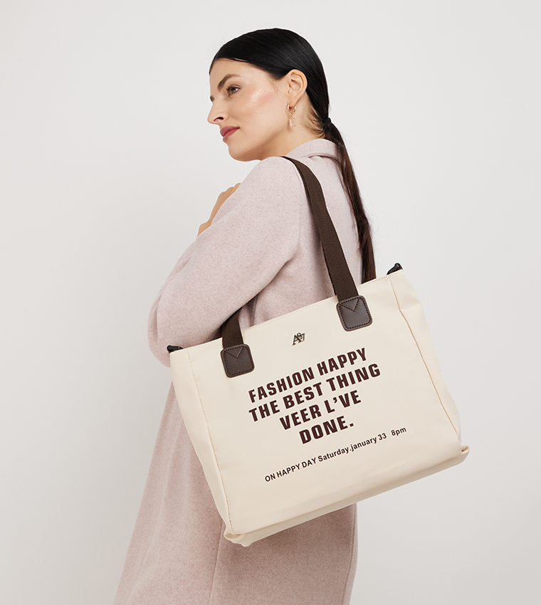 Aeropostale shopping bag store