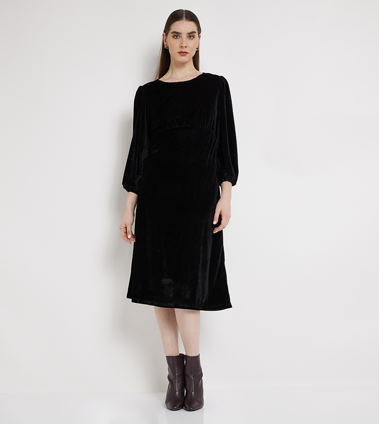 Buy Aeropostale Aero Women Round Neck Velvet Midi Dress In Black |  6thstreet Qatar