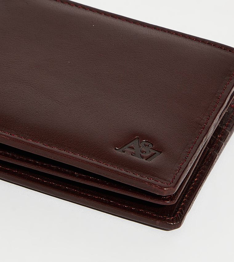 Aero Men's Bi-Fold Leather Wallet