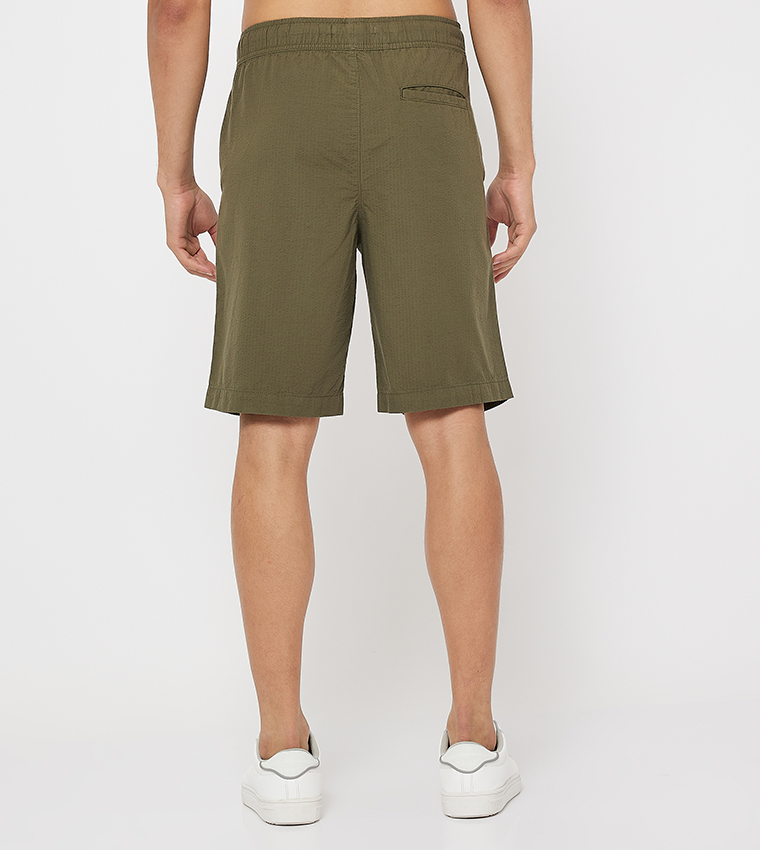 Aero Men's Solid Woven Chino Shorts
