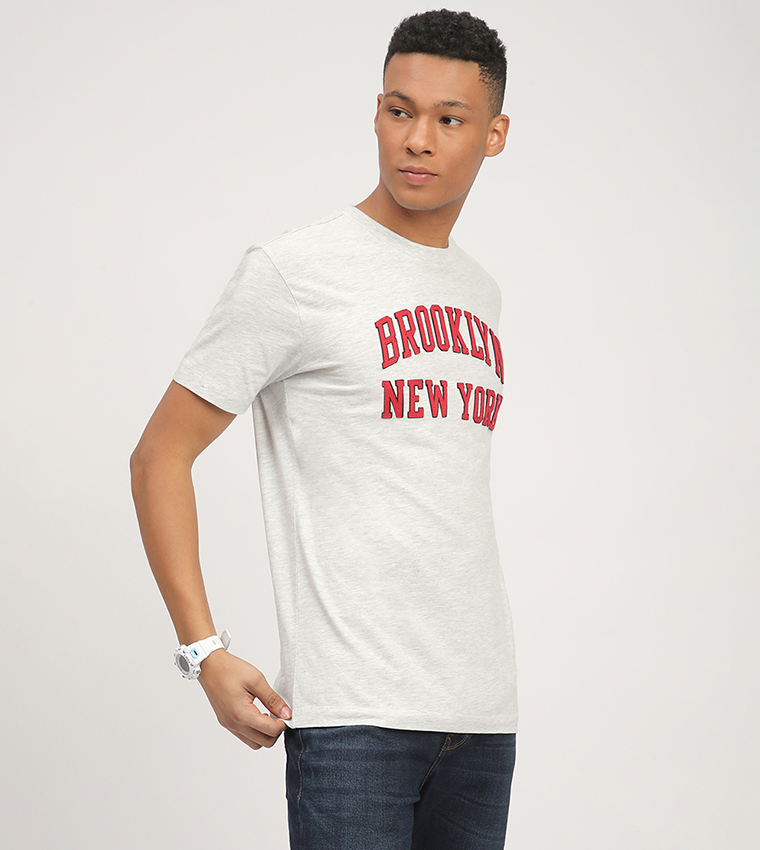 Aero Men's Brooklyn New York Applique T-Shirt