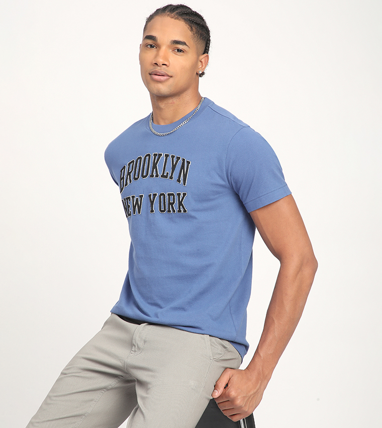 Aero Men's Brooklyn New York Applique T-Shirt