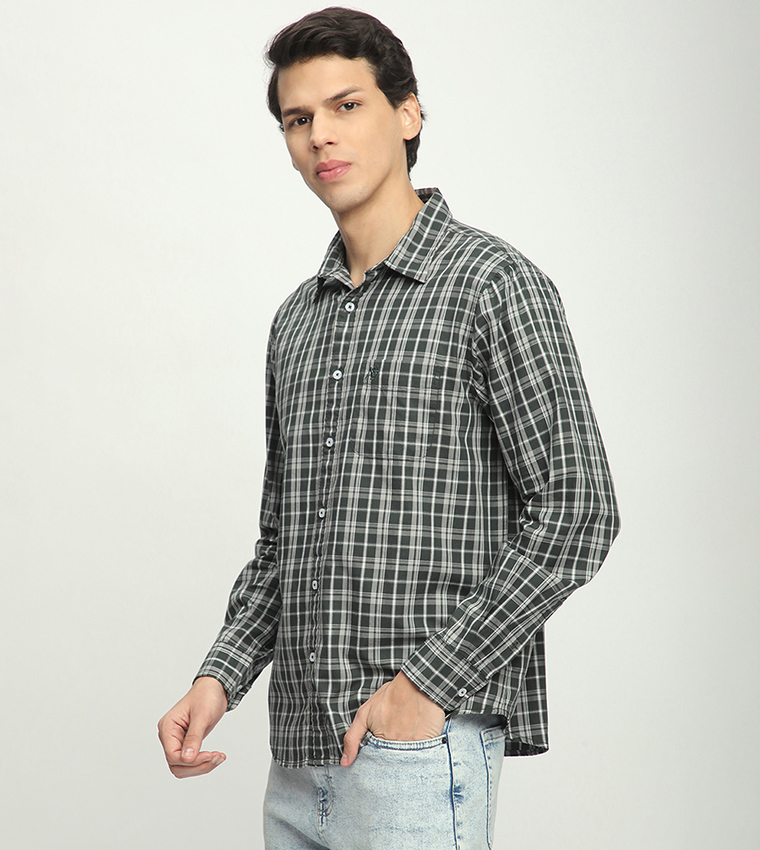 Aero Men's Plaid Long Sleeves Shirt