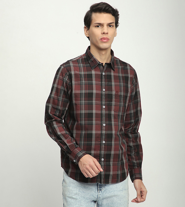 Aero Men's Plaid Long Sleeves Shirt
