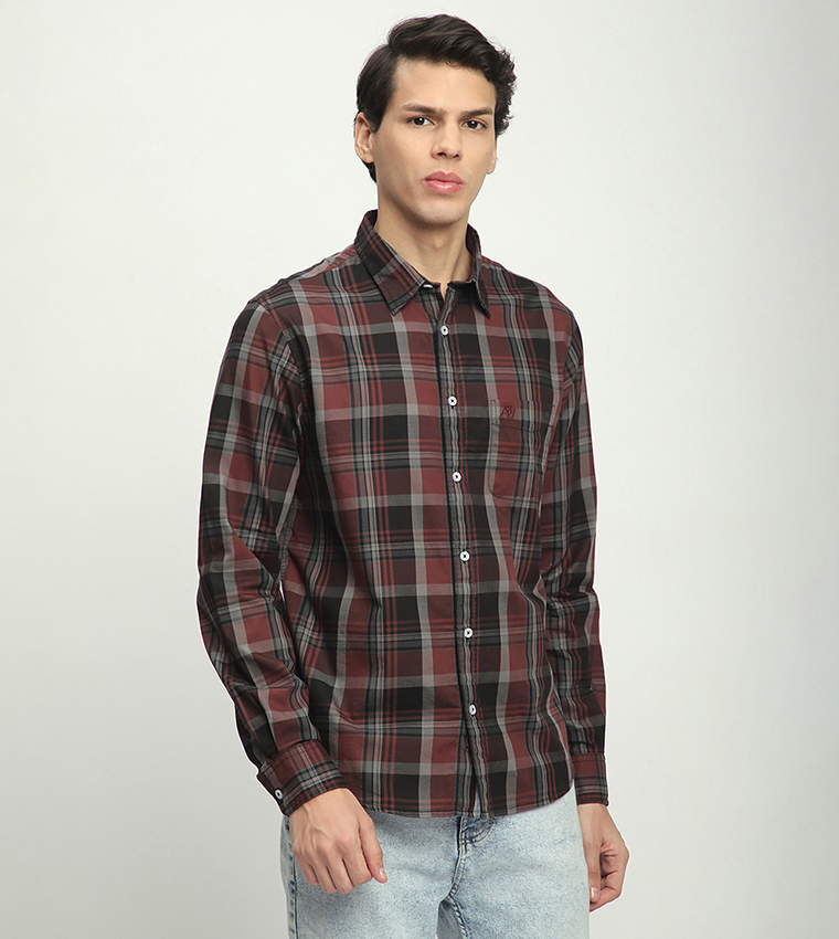 Aero Men's Plaid Long Sleeves Shirt