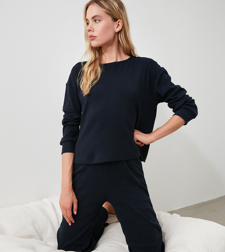 Buy Trendyol Basic Solid Night Suit In NAVY BLUE | 6thStreet UAE