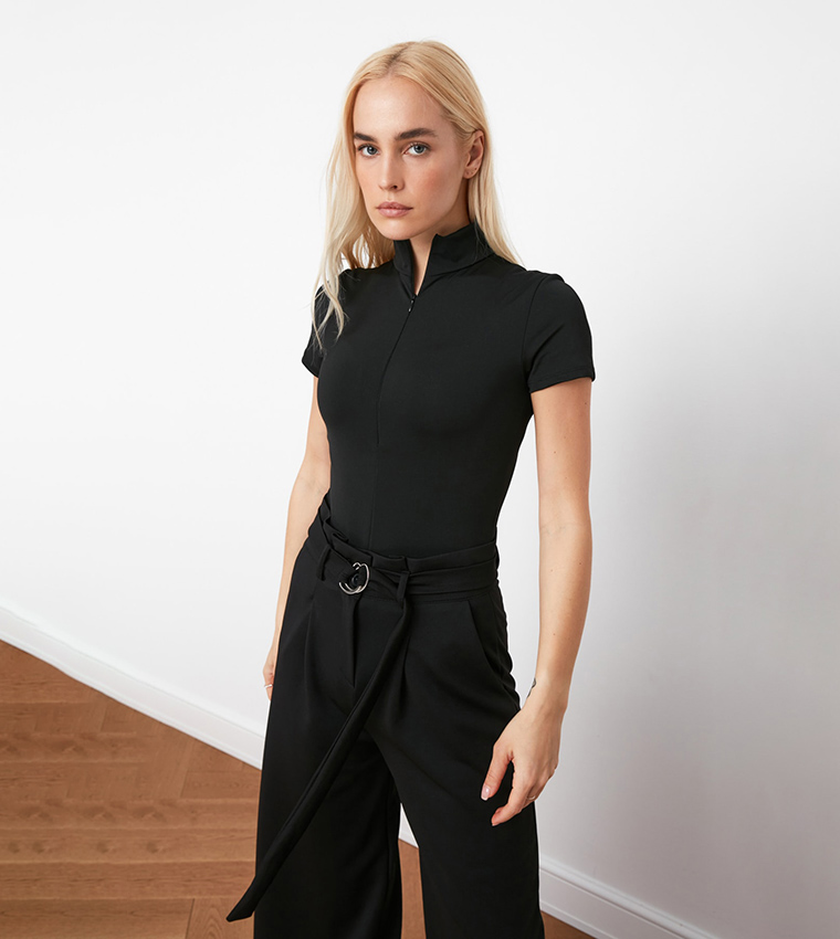 Zippered Knitted Body