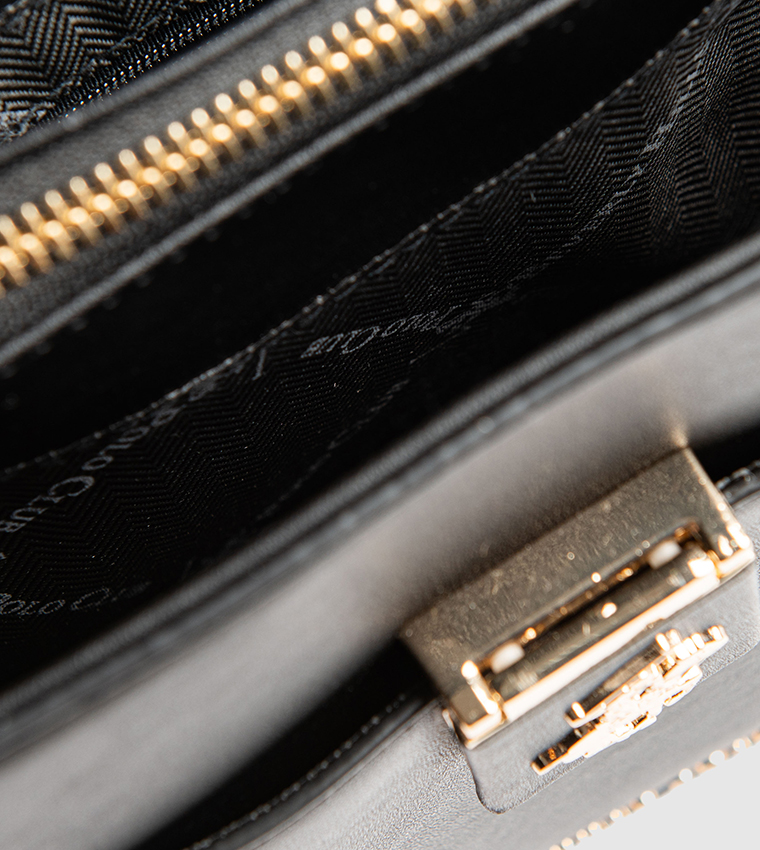 شنطة ساتشل بشعار