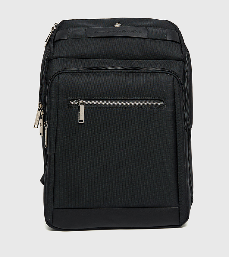 شنطة ظهر سادة بجيب أمامي