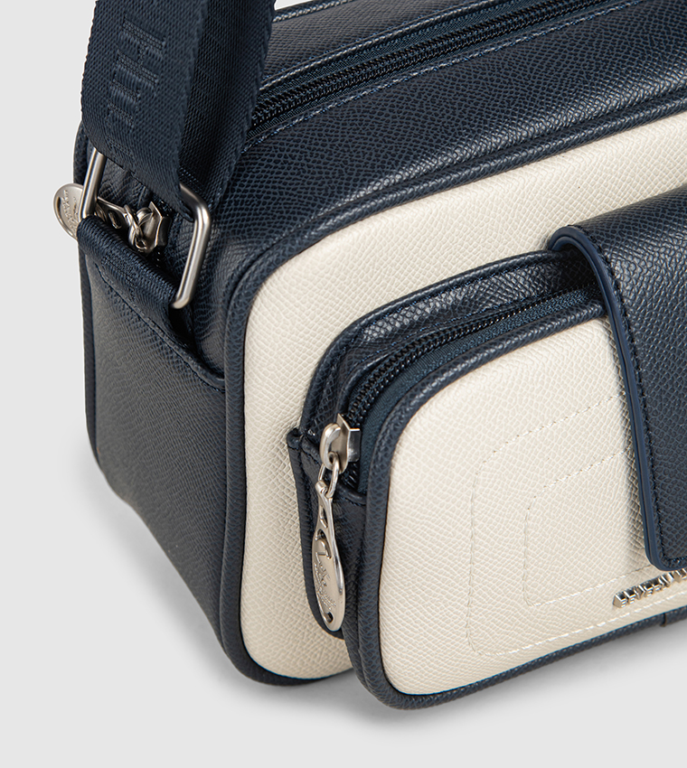 شنطة كروس بادي بشعار