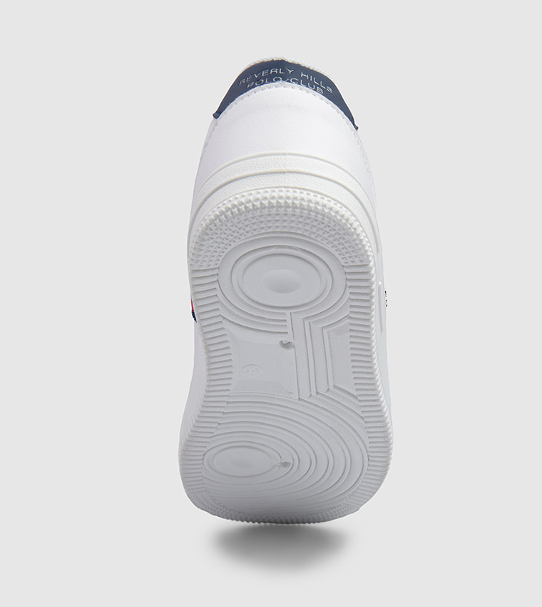 سنيكرز برباط بشعار