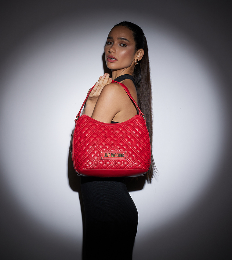 Love moschino red discount quilted shoulder bag