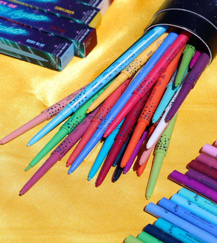 City of Flashing Lights Real Teal Micro Retractable Liner, 0.1g