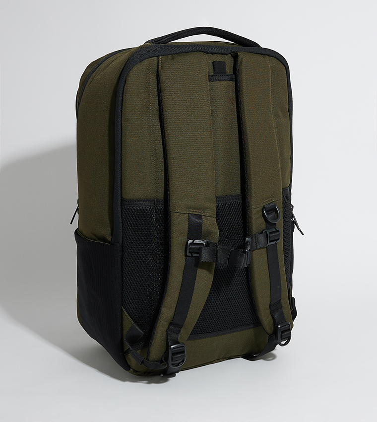 Kaslo Zip Around Tech Backpack