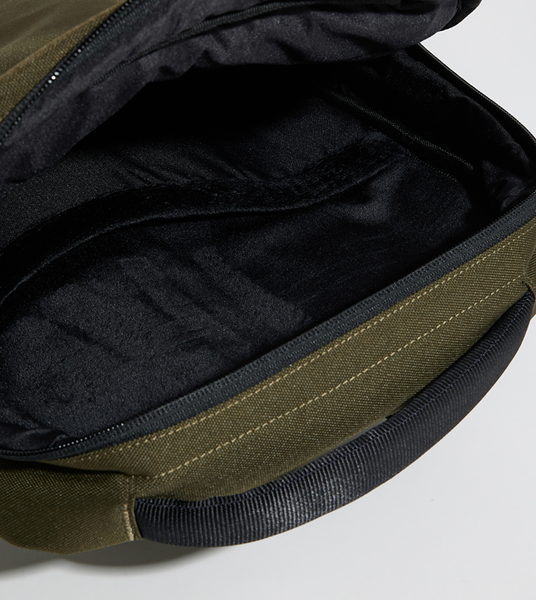 Kaslo Zip Around Tech Daypack