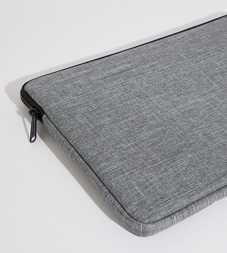 Anchor Zippered 15-16 Inch Sleeve