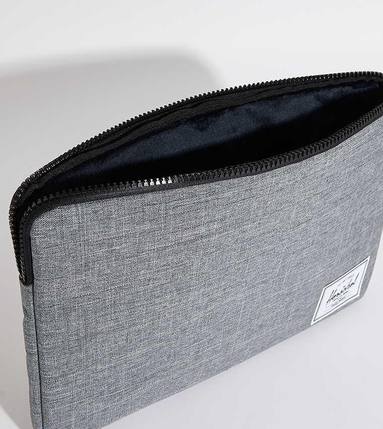 Anchor Zippered 15-16 Inch Sleeve