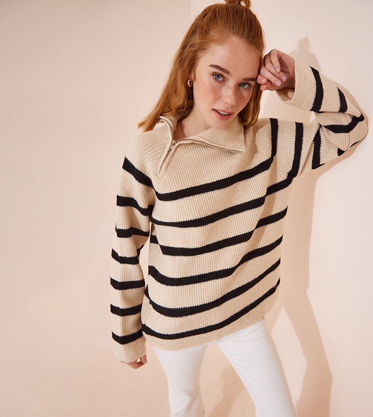 Zippered Long Sleeves Sweater