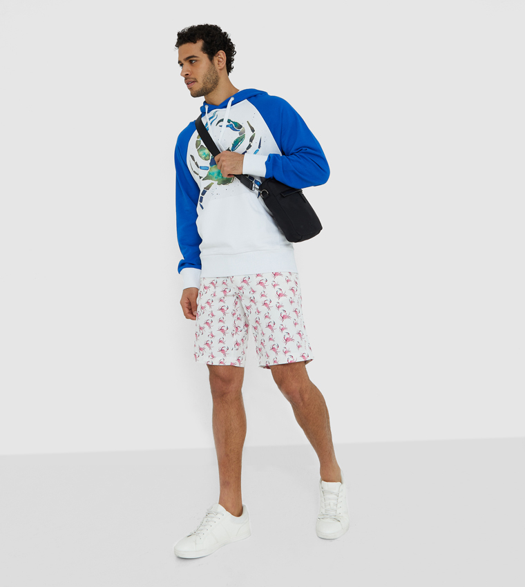 سويتشيرت لون ابيض مزين بطبعة سرطان البحر لون أخضر من أنيموس