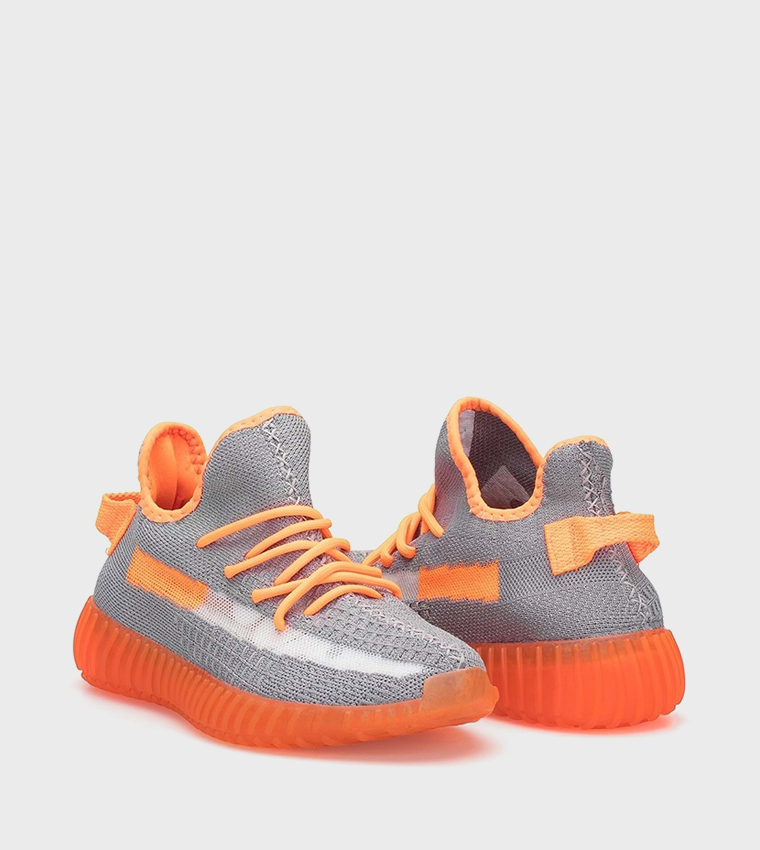 Knitted Walking Shoes