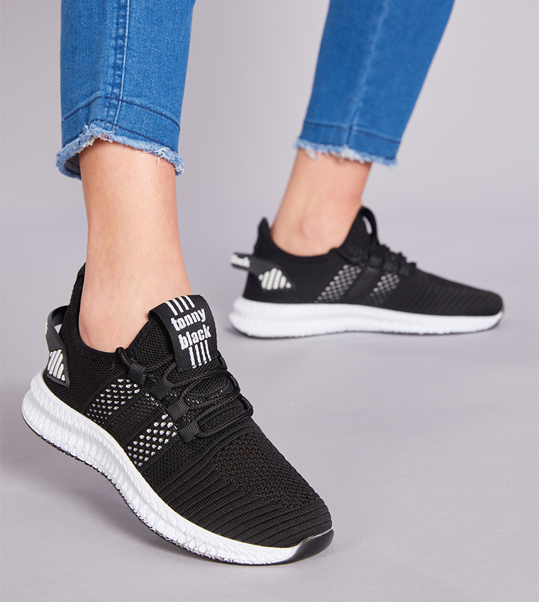 Round Toe Slip-On Casual Shoes