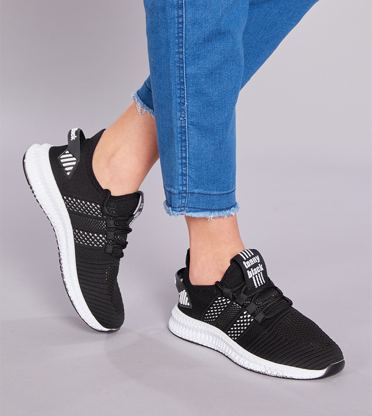Round Toe Slip-On Casual Shoes