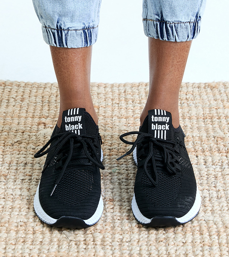 Round Toe Slip-On Casual Shoes