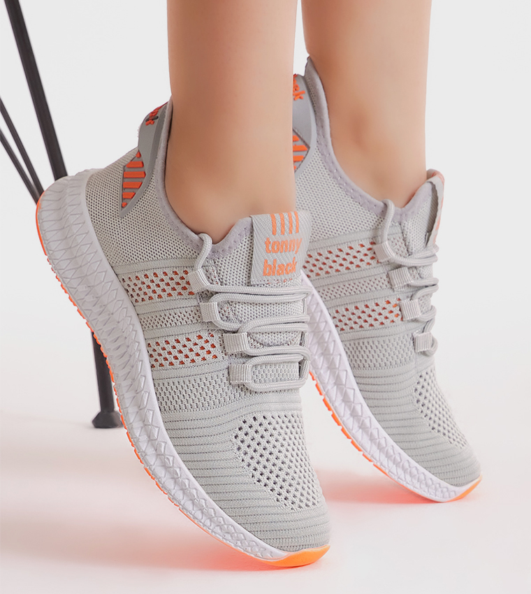 Round Toe Slip-On Casual Shoes