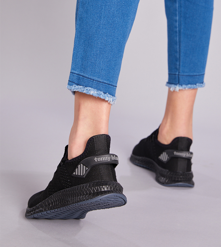 Round Toe Slip-On Casual Shoes