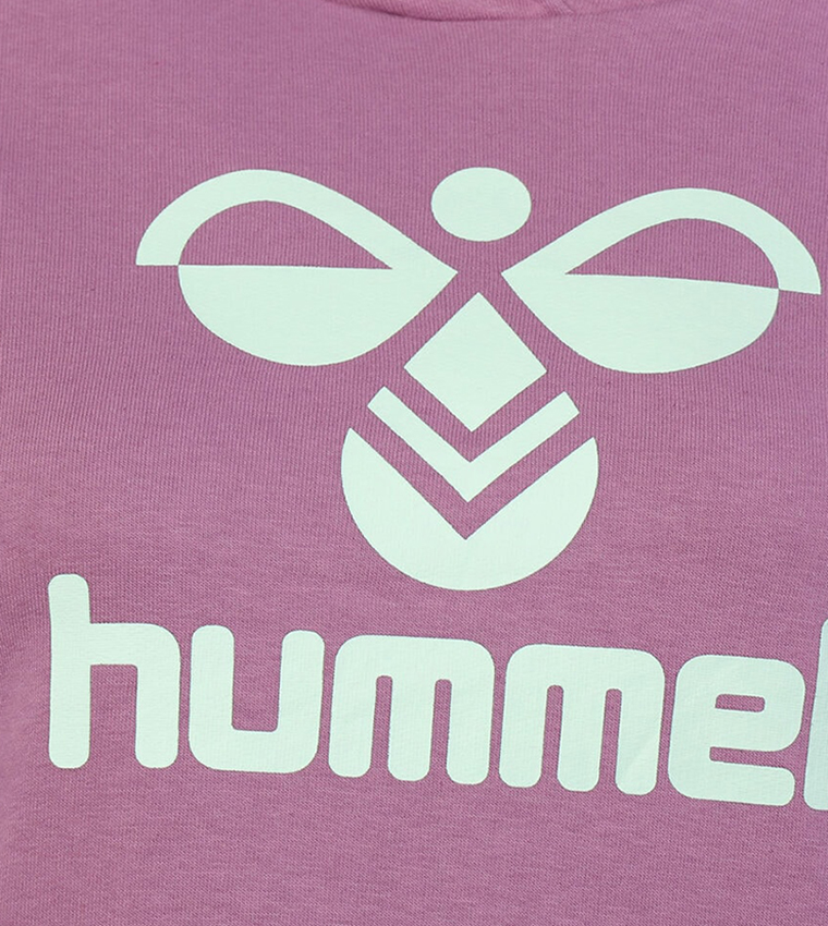 هودي بأكمام راغلان وطبعة الشعار 