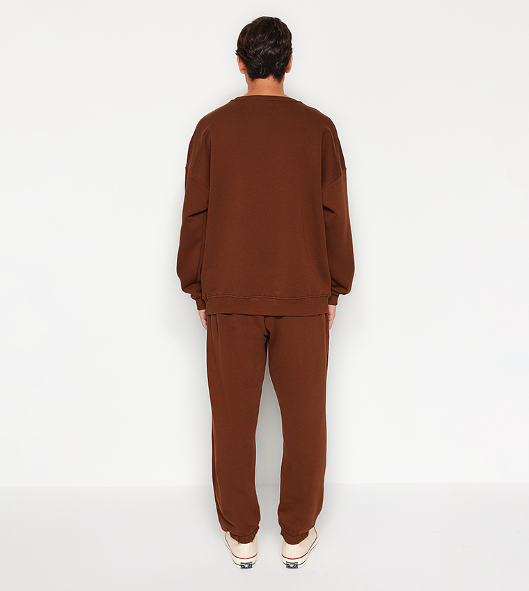 Buy Trendyol Text Printed Crew Neck Oversized Tracksuit Set In Brown |  6thStreet Kuwait