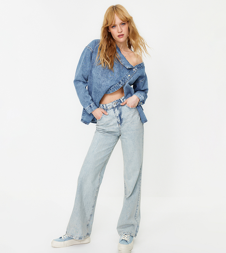 Washed High-Waist Wide-Leg Jeans