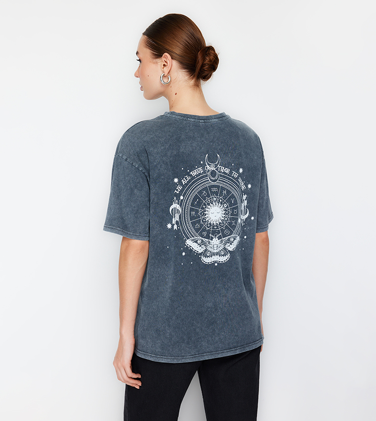 Back Print Boyfriend Fit Top