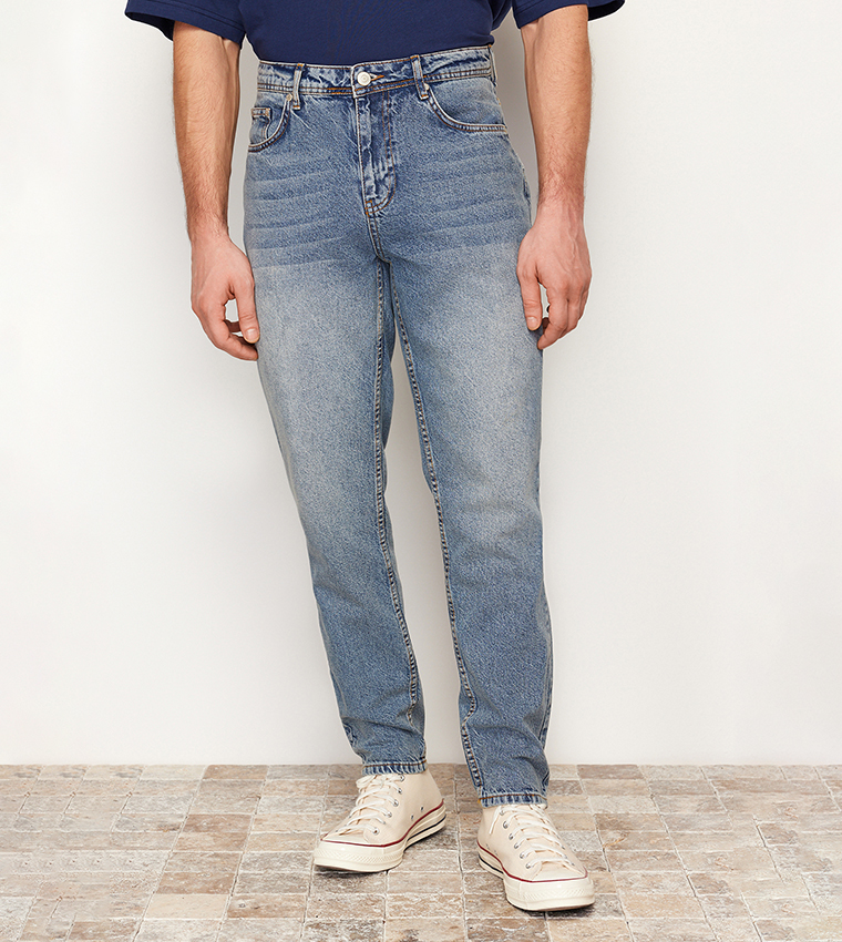 Mid Rise Relax Fit Boyfriend Jeans