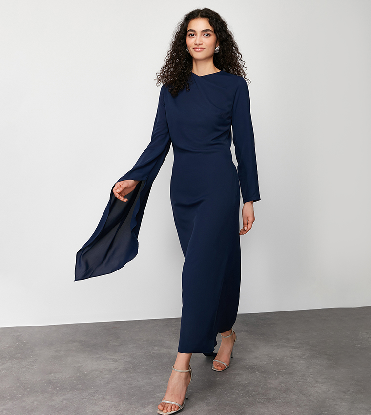 Buy Trendyol Outlet Solid Long Sleeves Maxi Dress In Navy 6thStreet UAE