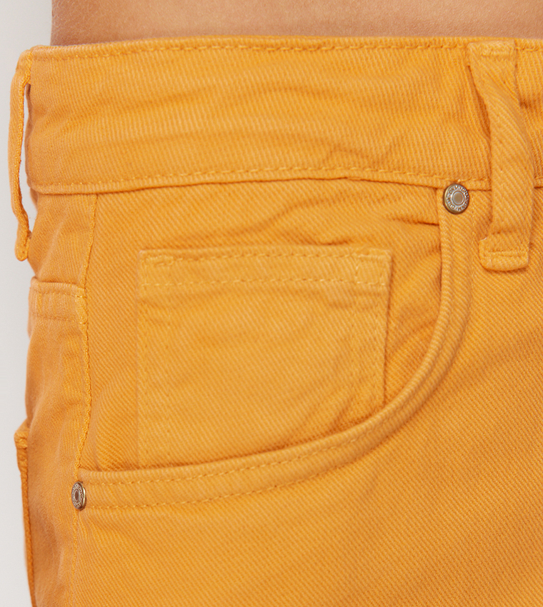 High Waist Straight Fit Jeans