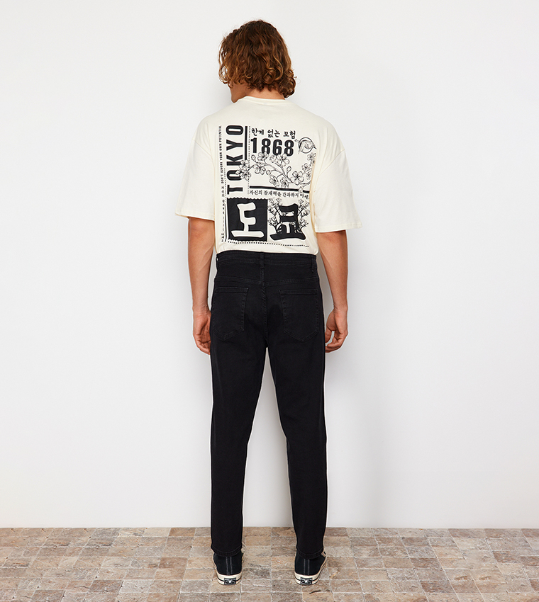 Stretchable Fabric Relaxed Fit Jeans