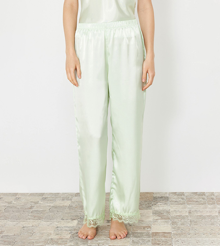 Lace Trim Strappy Pyjama Set