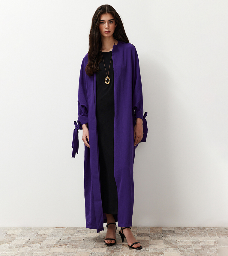 Tie Detail Aerobin Woven Abaya