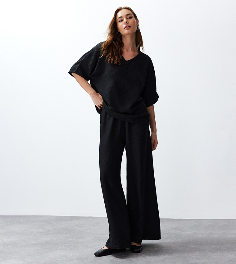 Crinkled Woven V-Neck Top and Bottom Set